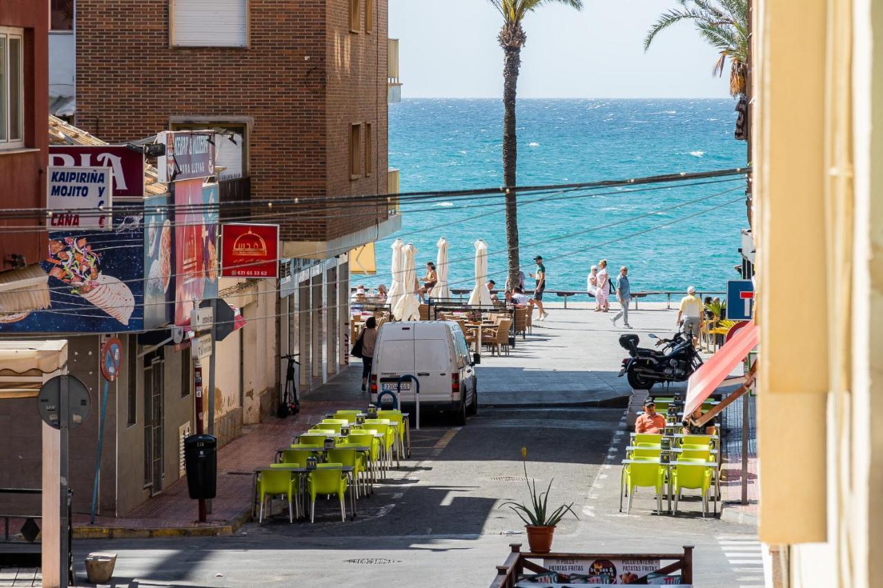 Apolo Beach Front - Sea View Luxury Apartment Торевиеха Екстериор снимка